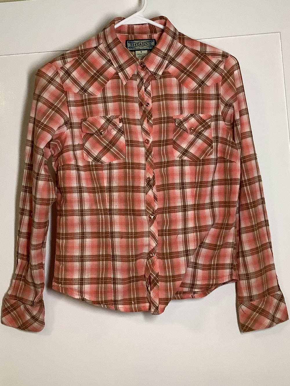 SHYANNE Western Yoke Pearl Snap Long Sleeve Shirt in Coral, Brown & Cream Plaid